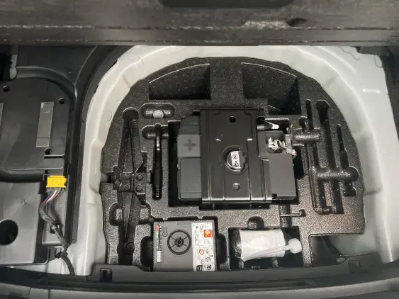 VOLKSWAGEN POLO VI - voiture d'occasion - Photo 15