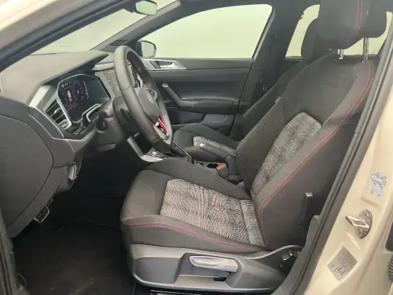 VOLKSWAGEN POLO VI - voiture d'occasion - Photo 16