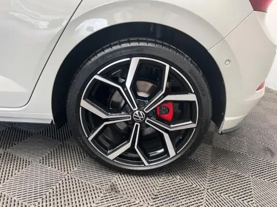 VOLKSWAGEN POLO VI - voiture d'occasion - Photo 21