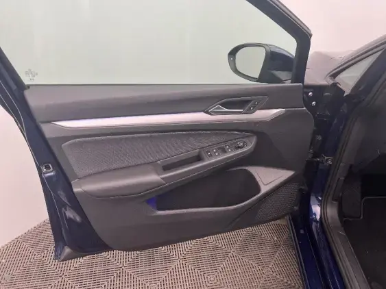 VOLKSWAGEN GOLF VIII - voiture d'occasion - Photo 19