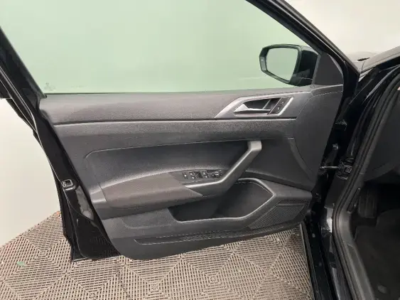 VOLKSWAGEN POLO VI - voiture d'occasion - Photo 18