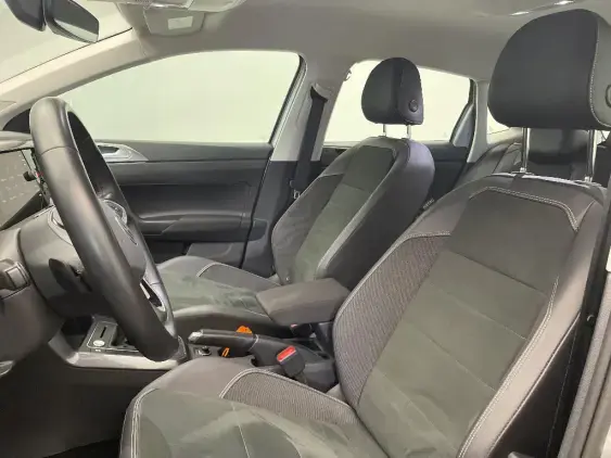 VOLKSWAGEN POLO VI - voiture d'occasion - Photo 18