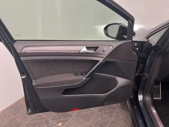 VOLKSWAGEN GOLF VII - voiture d'occasion - Photo 19