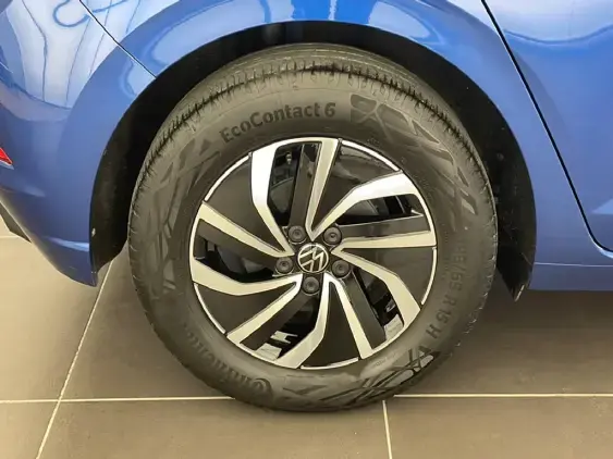 VOLKSWAGEN POLO V - voiture d'occasion - Photo 23