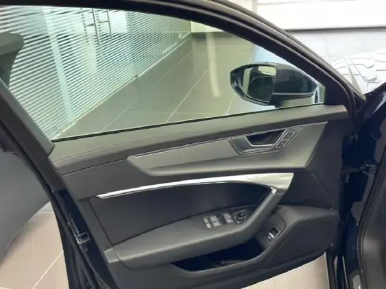 AUDI A6 AVANT V - voiture d'occasion - Photo 17