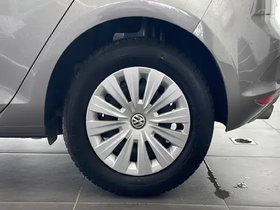 VOLKSWAGEN GOLF V - voiture d'occasion - Photo 22