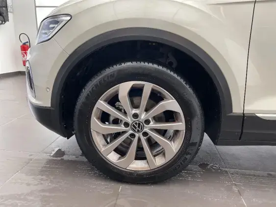 VOLKSWAGEN T-ROC - voiture d'occasion - Photo 19