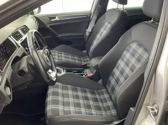 VOLKSWAGEN GOLF VIII - voiture d'occasion - Photo 16