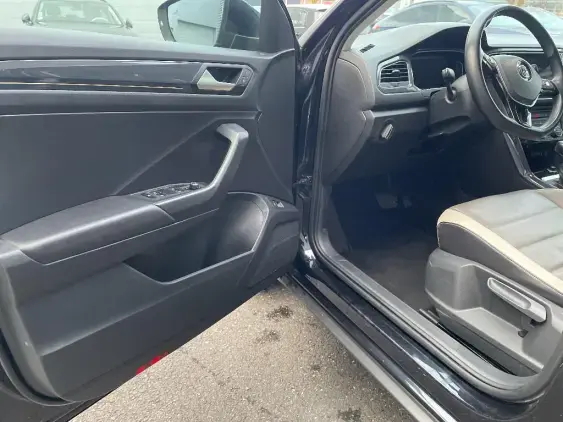 VOLKSWAGEN T-ROC II - voiture d'occasion - Photo 17