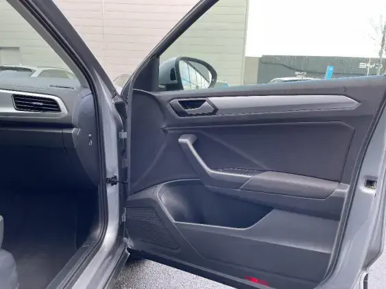 VOLKSWAGEN T-ROC II - voiture d'occasion - Photo 18