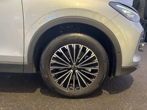 VOLKSWAGEN TIGUAN III - voiture d'occasion - Photo 21