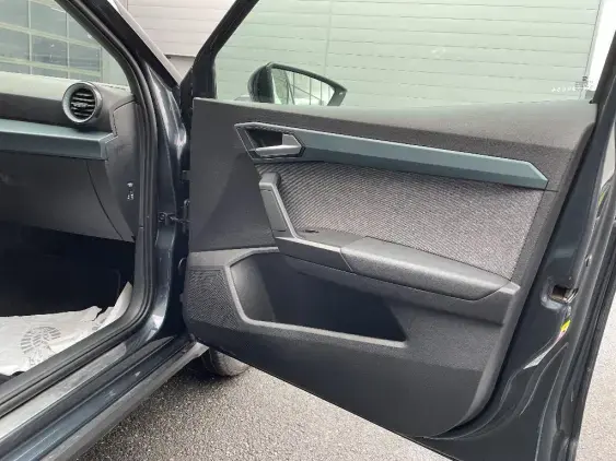 SEAT ARONA - voiture d'occasion - Photo 18