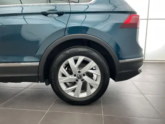 VOLKSWAGEN TIGUAN II - voiture d'occasion - Photo 22