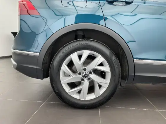 VOLKSWAGEN TIGUAN II - voiture d'occasion - Photo 23
