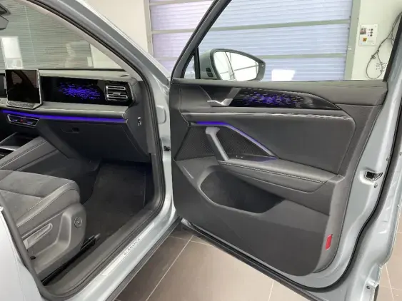 VOLKSWAGEN TIGUAN III - voiture d'occasion - Photo 18