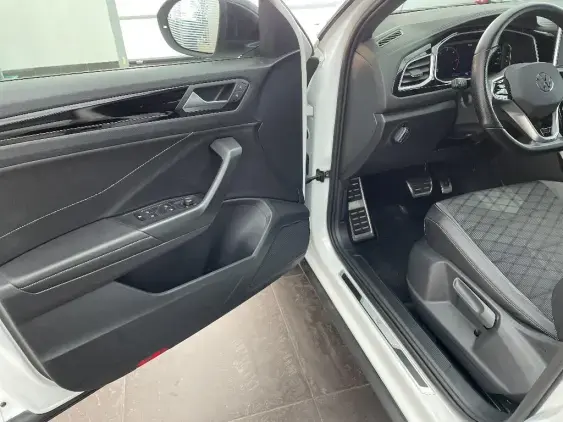 VOLKSWAGEN T-ROC II - voiture d'occasion - Photo 17