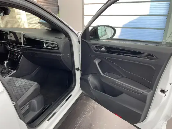 VOLKSWAGEN T-ROC II - voiture d'occasion - Photo 18