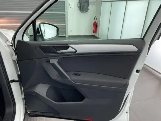 VOLKSWAGEN TIGUAN II - voiture d'occasion - Photo 18