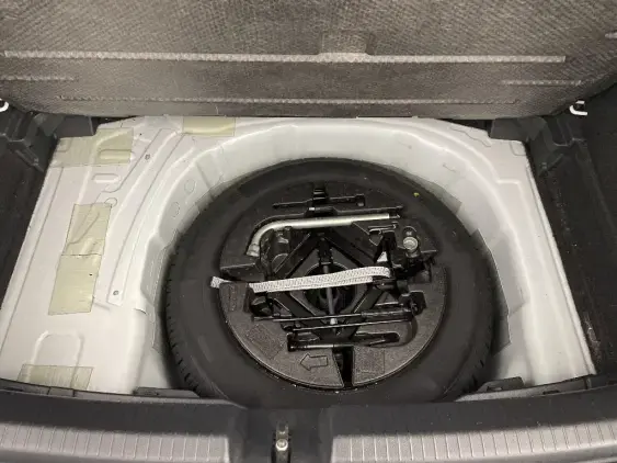 VOLKSWAGEN POLO V - voiture d'occasion - Photo 15