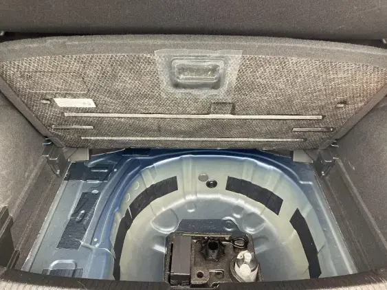 VOLKSWAGEN POLO V - voiture d'occasion - Photo 15