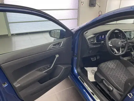 VOLKSWAGEN POLO V - voiture d'occasion - Photo 17