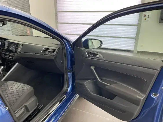 VOLKSWAGEN POLO V - voiture d'occasion - Photo 18