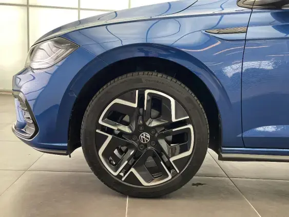 VOLKSWAGEN POLO V - voiture d'occasion - Photo 21