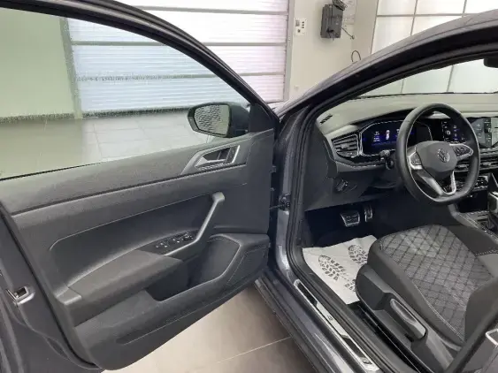 VOLKSWAGEN POLO V - voiture d'occasion - Photo 17