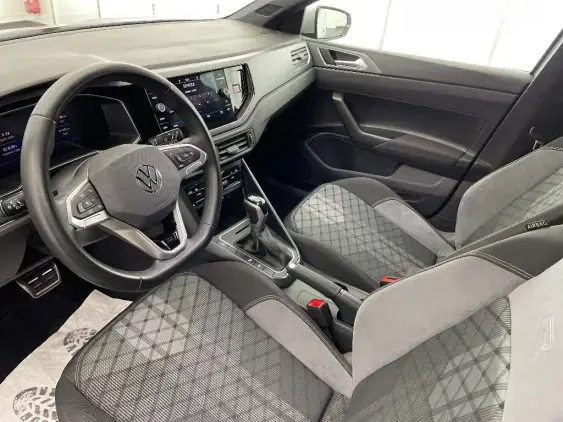 VOLKSWAGEN POLO V - voiture d'occasion - Photo 16