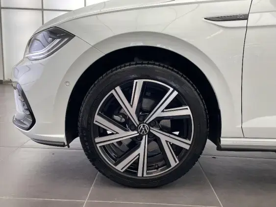 VOLKSWAGEN POLO V - voiture d'occasion - Photo 21