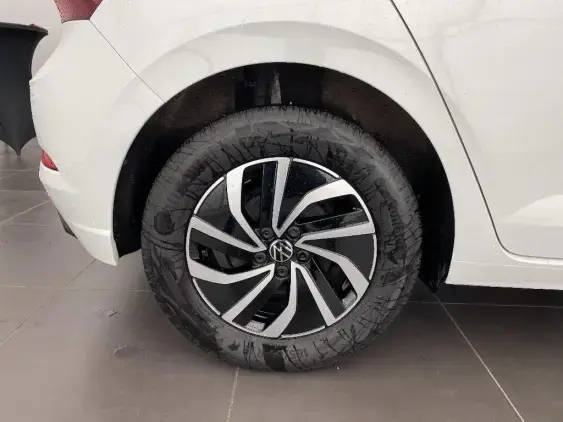 VOLKSWAGEN POLO V - voiture d'occasion - Photo 22