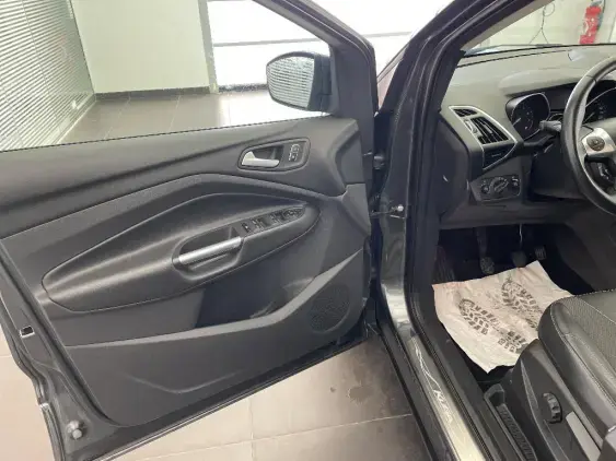 FORD KUGA II - voiture d'occasion - Photo 17