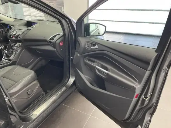 FORD KUGA II - voiture d'occasion - Photo 18