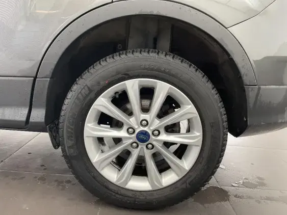 FORD KUGA II - voiture d'occasion - Photo 22