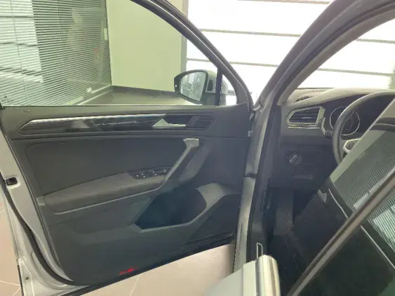 VOLKSWAGEN TIGUAN III - voiture d'occasion - Photo 16