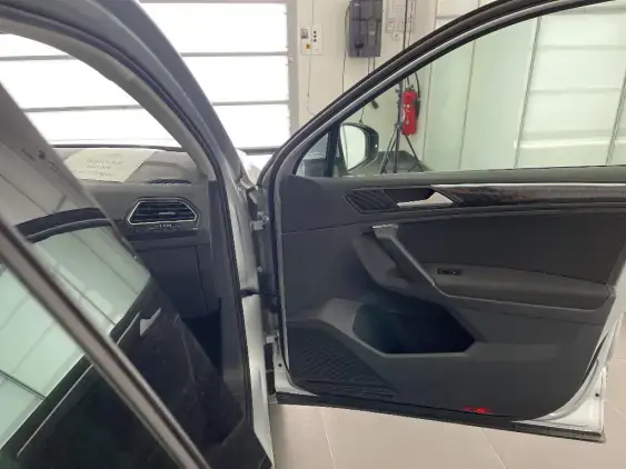 VOLKSWAGEN TIGUAN III - voiture d'occasion - Photo 17