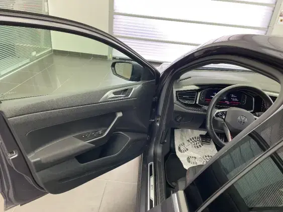 VOLKSWAGEN POLO V - voiture d'occasion - Photo 16