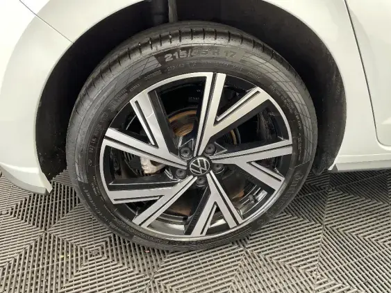 VOLKSWAGEN POLO VI - voiture d'occasion - Photo 23