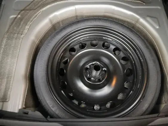 VOLKSWAGEN TAIGO - voiture d'occasion - Photo 16