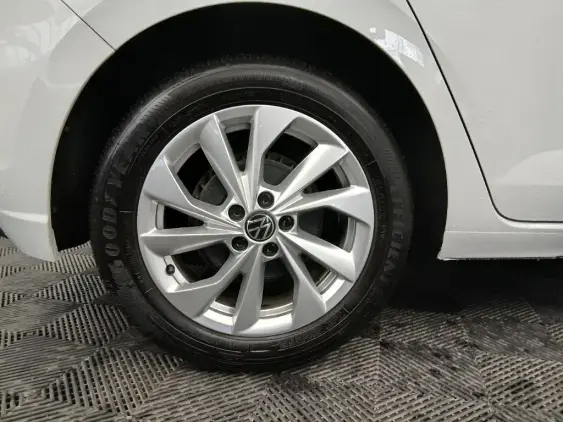 VOLKSWAGEN POLO VI - voiture d'occasion - Photo 22