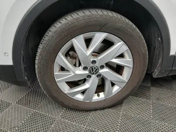 VOLKSWAGEN TIGUAN II - voiture d'occasion - Photo 19