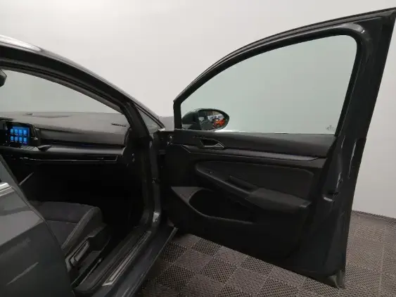 VOLKSWAGEN GOLF VIII - voiture d'occasion - Photo 18