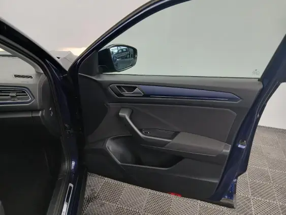 VOLKSWAGEN T-ROC - voiture d'occasion - Photo 19