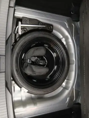 VOLKSWAGEN T-ROC - voiture d'occasion - Photo 16