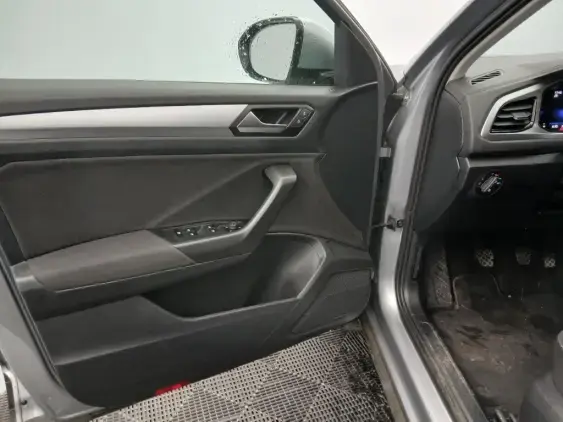 VOLKSWAGEN T-ROC - voiture d'occasion - Photo 18