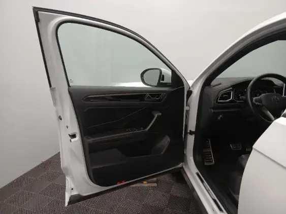 VOLKSWAGEN T-ROC - voiture d'occasion - Photo 17