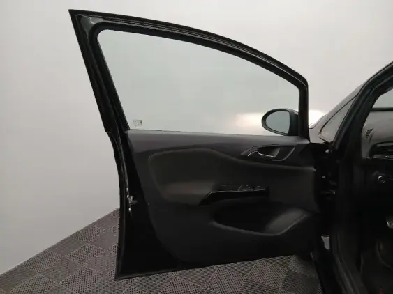 OPEL CORSA E - voiture d'occasion - Photo 18