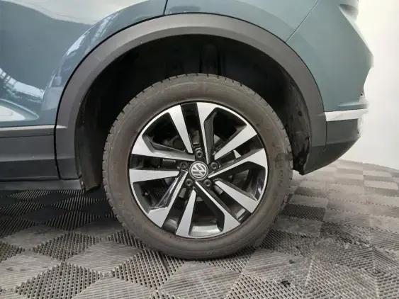 VOLKSWAGEN T-ROC - voiture d'occasion - Photo 22