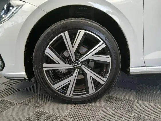 VOLKSWAGEN POLO VI - voiture d'occasion - Photo 20