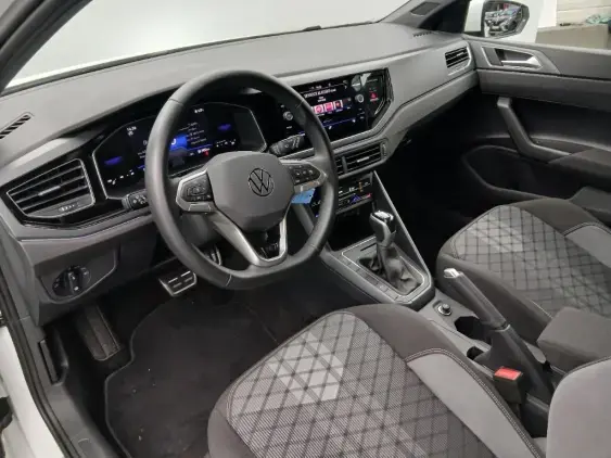 VOLKSWAGEN POLO VI - voiture d'occasion - Photo 16